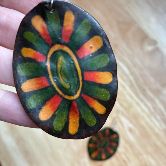 Artsy handmade earrings - Picture 2 of 6